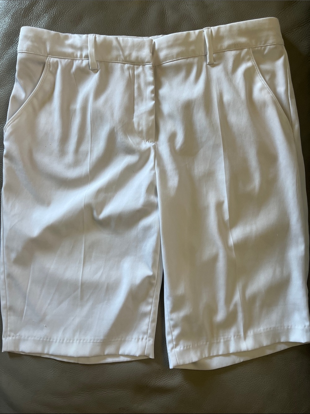 Greg Norman Collection White Women's Bermuda Shorts